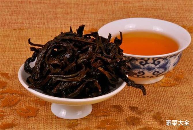 饮品|大红袍是红茶吗？在茶行业议论纷纷，大红袍到底是什么茶类？