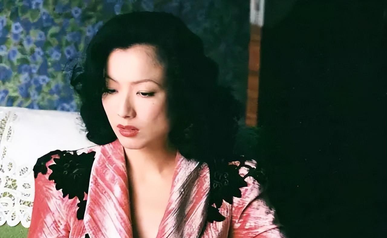 刘德华|“默许”许志安出轨的郑秀文,早已走上了另一条大路