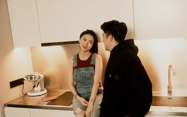 程晓玥曝光产女细节,全程无痛苦,网友:有钱就是好!