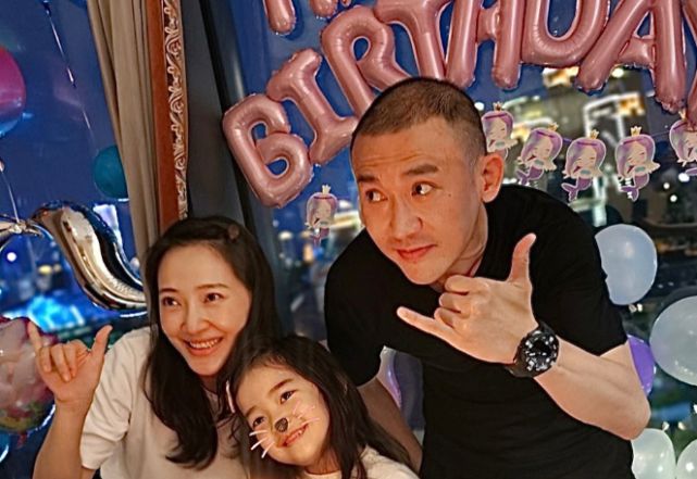 聂远|她嫁给二婚大9岁聂远,比朱丹包文婧还卑微!每月100万生活费值吗?