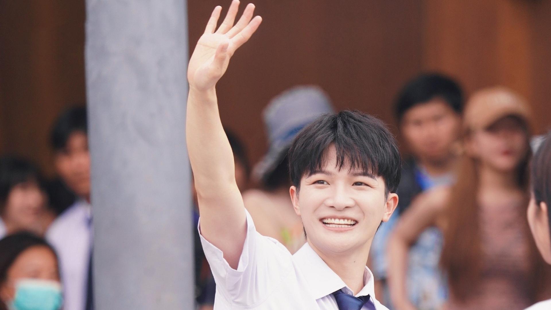 周深|奔跑吧：录制收官，全员大合照引发热议，周深个人专访，圈粉无数