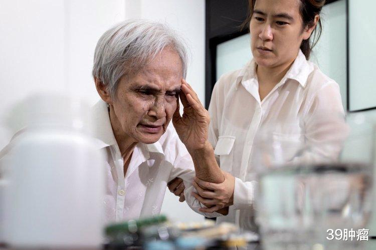 衰老|剑桥大学最新研究：70岁后人会断崖式衰老，延长衰老，做好5点