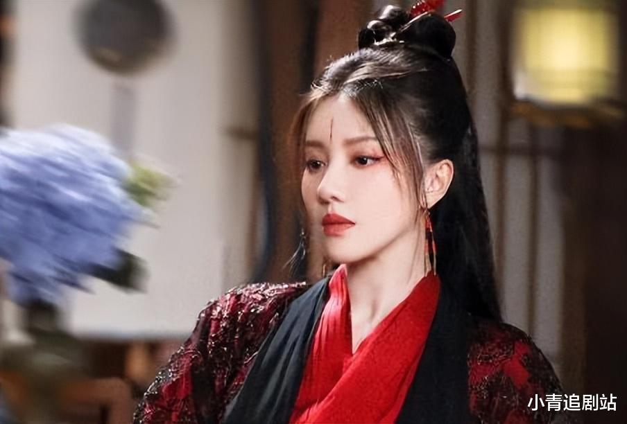 《莲花楼》“魔女”一出场,我难掩激动:终于轮到29岁王鹤润火了