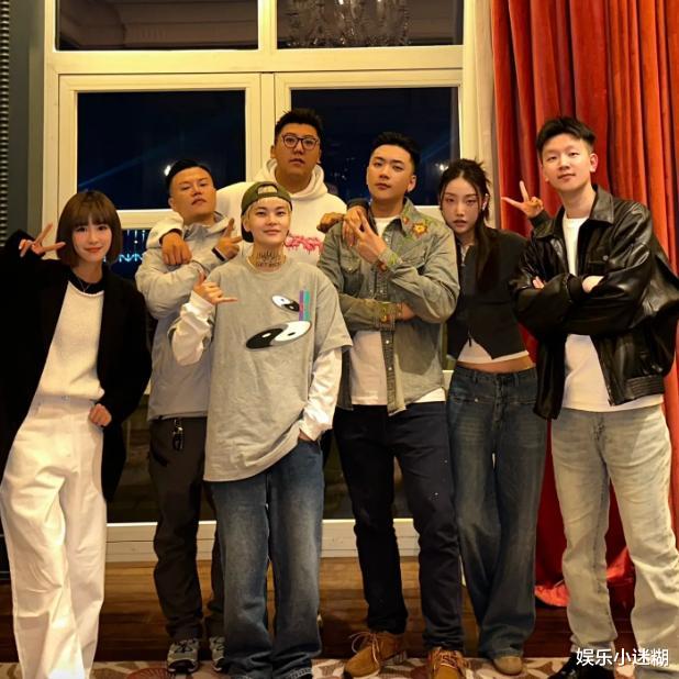 李勒优|李勒优再被抛弃?崔晋庆25岁生日,UU未送祝福,兄妹超1月没互动