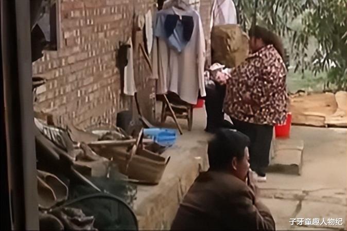 医生 300斤胖妻被丈夫嫌弃,跪求婆婆挽留丈夫,结局感人