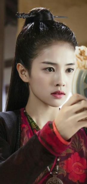 明明长着同一张脸,一个成顶流,一个却死活红不了,连于正都发愁