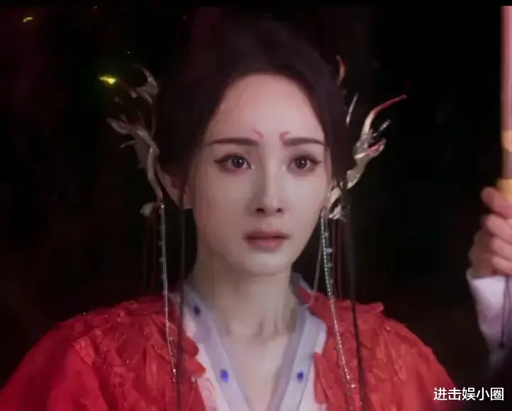 杨幂新剧状态被嘲,妆造被女配艳压,原声台词被批难听