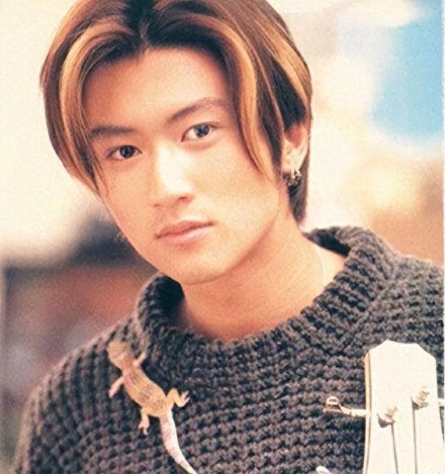 谢霆锋:不可复制的传奇人物, 顶包案助攻周董,与王菲纠缠了23年