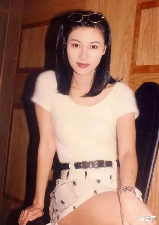 |李嘉欣，你到底有多少件丑衣服？