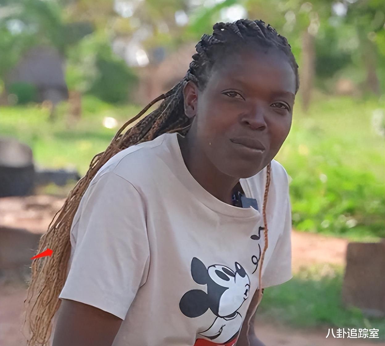 Rose归国至今未洗头，好友曝其盖新房懒更新，哥哥曾送鸡怕妹挨饿