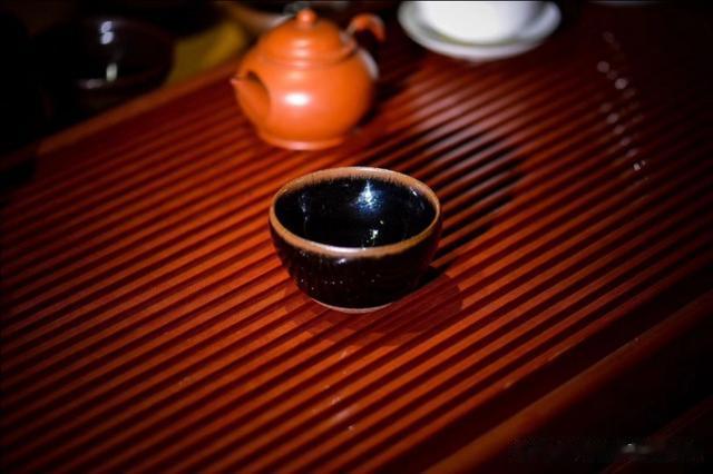 奇石|宜兴紫砂壶、建窑建盏