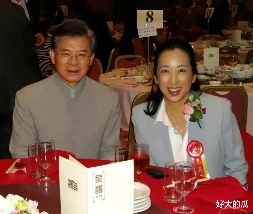 曝朱玲玲幸福是前夫照顾,霍震霆不诋毁前妻,不允许仨儿子烦妈妈