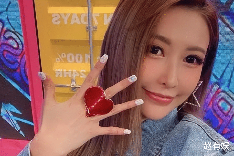 简恺乐|主持人简恺乐:能嫁给丈夫是我的幸运!他很大度不嫌弃我的过去