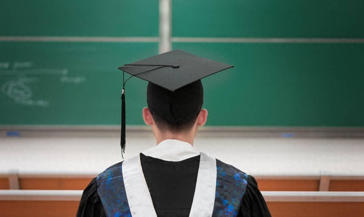 海归一律不用？间谍案相继公布后，有单位招聘直接“一刀切”合适吗？