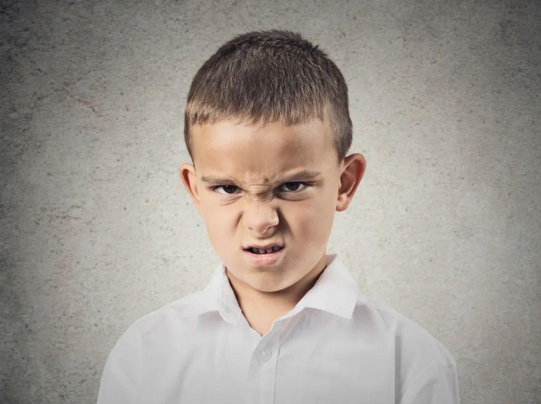 急躁的孩子需要温和沟通和正确引导 - 育儿资讯(主打网)