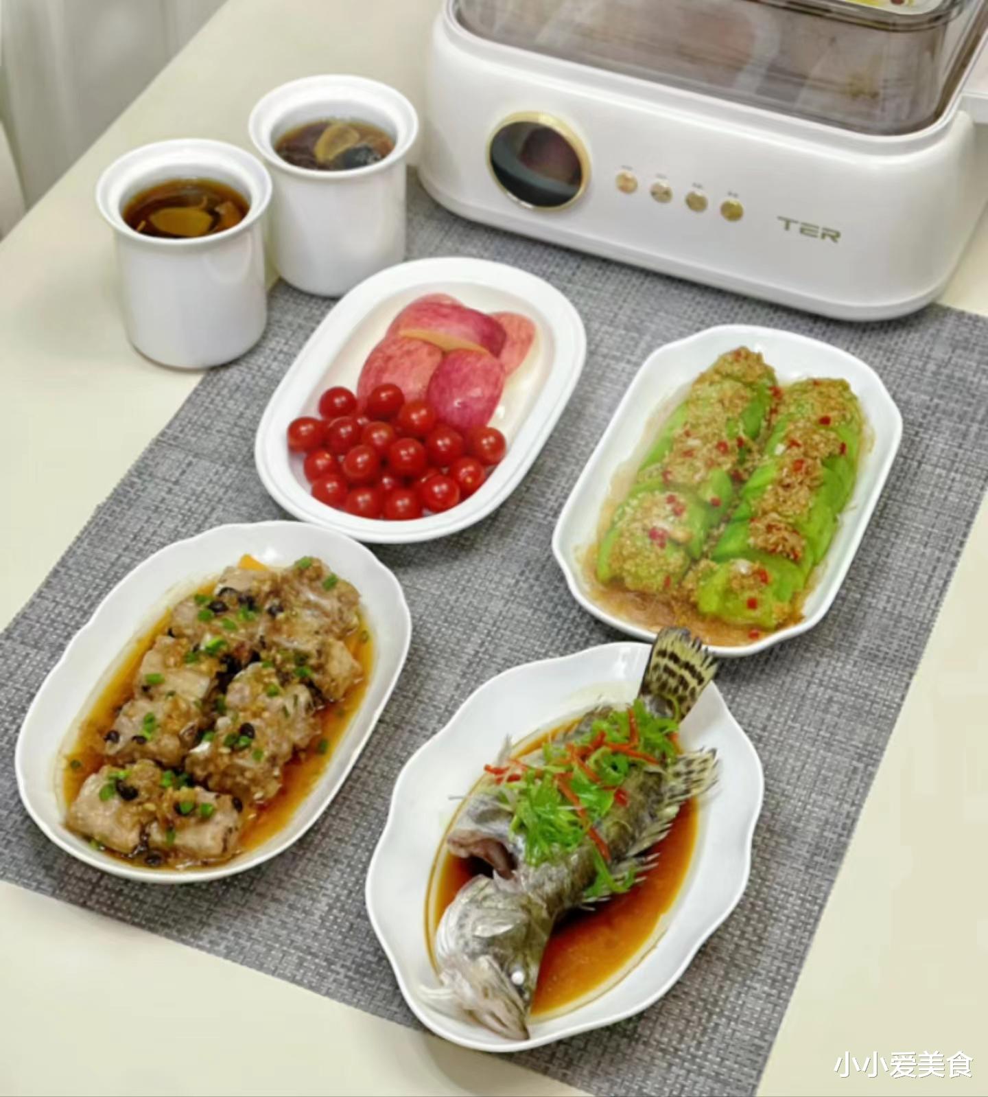 排骨|晚餐只做三道菜，一蒸一煮无油烟，做法简单又营养