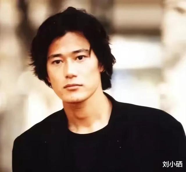 |矢野浩二被打得满脸青紫，道歉求原谅，网友：我们不接受！