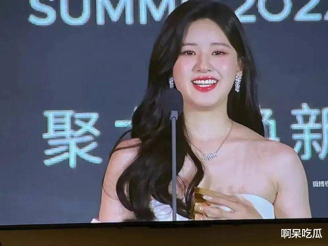 修图|女明星修图有多狠?生图vs精修差距大,美貌背后的状态很真实