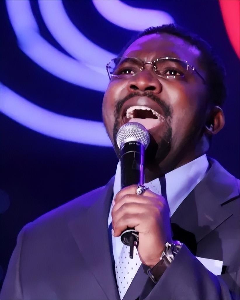 黑人歌手好弟近况：走红后迎娶中国姑娘，今36岁仍未取得中国绿卡