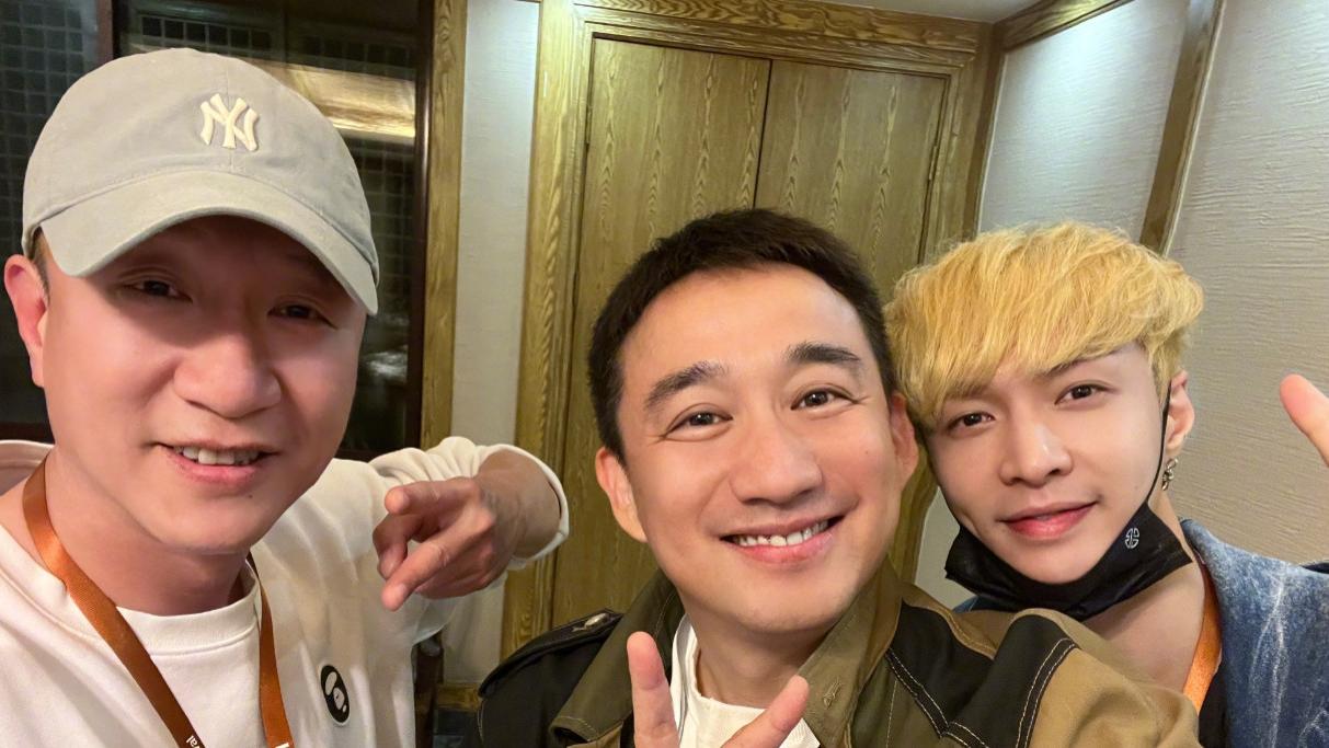 黄磊新综开录排场大，首期齐聚男人帮，王俊凯胡歌半个娱乐圈加盟