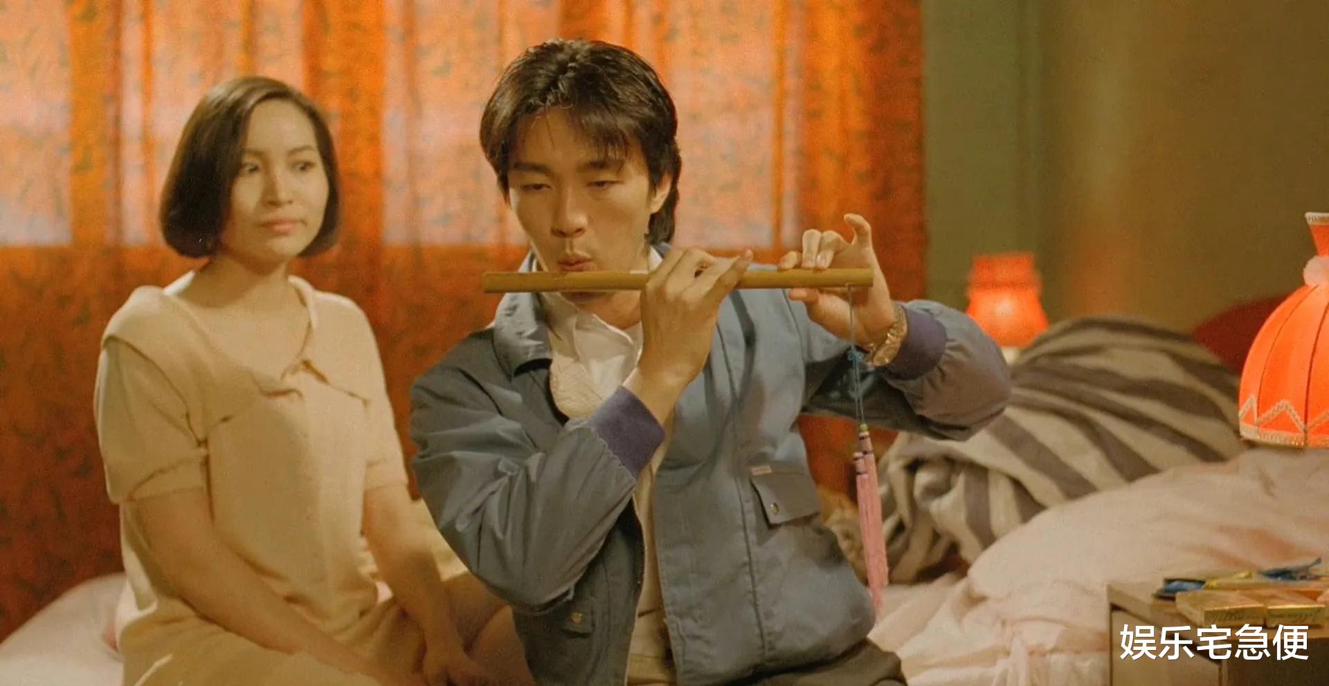 周星驰|周星驰晒与五月天同框照，秀独门绝活愿组成六月天，阿信表示为难