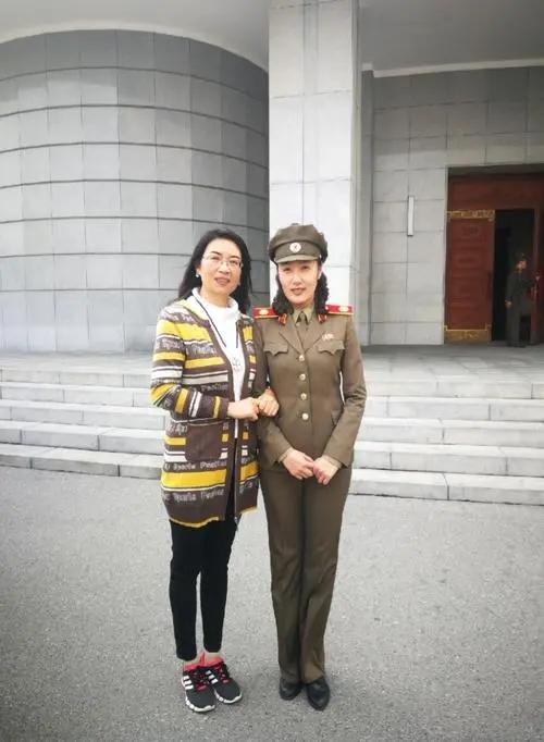 南京|朝鲜白头山清一色中国游客，女讲解员充满激情，怎一个帅字了得