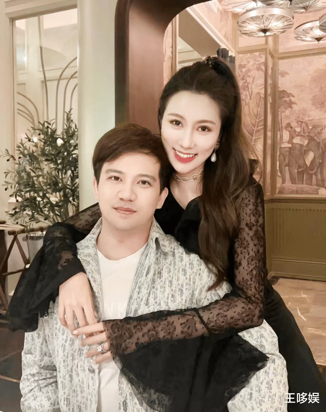 外公是影帝,舅舅是陈佩斯,爸爸是国家一级演员,自己甘愿当网红