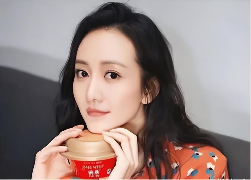 藏不住了？40岁王鸥被扒得“赤条条”，调戏人夫当小三，人品堪忧