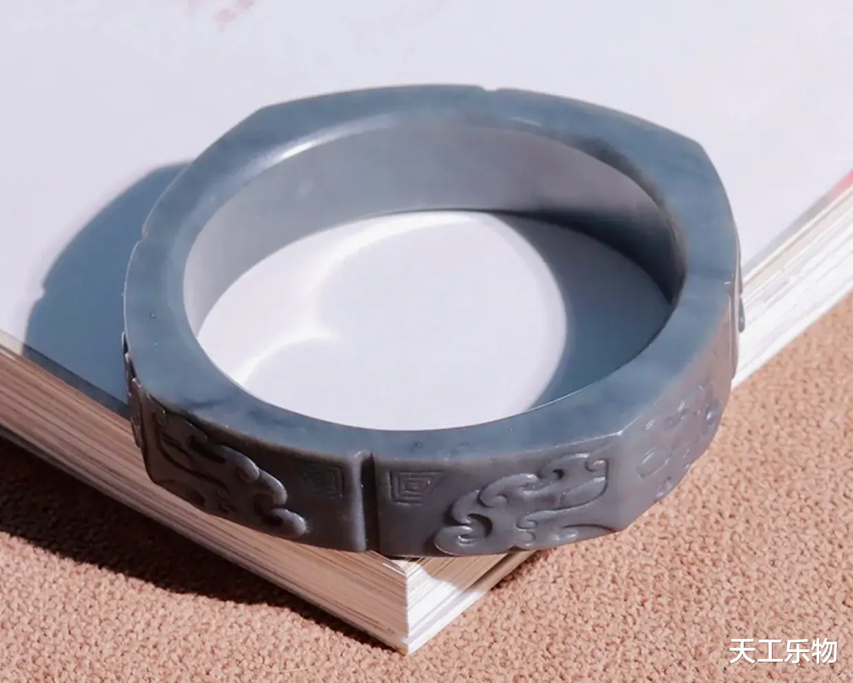 |最有收藏价值的和田玉手镯,为什么不能成为玩家首选?