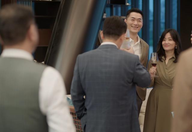 爱情而已|《爱情而已》无狗血巨踏实,剧本本身就印证了“聪明人做笨事”