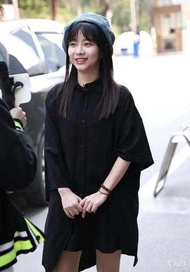 滤镜 谭松韵太实在了吧！无修生图不p就直接发出来！谁敢相信她32岁？