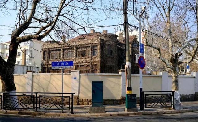 而龙口路36号别墅,就是其中之一.