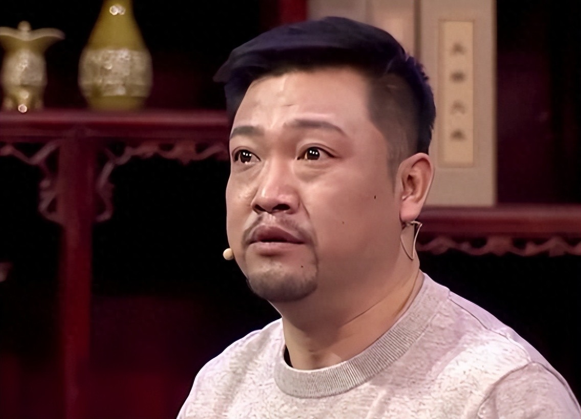 贾冰为何突然不“红”了？看看他干过的事，就不足为奇了