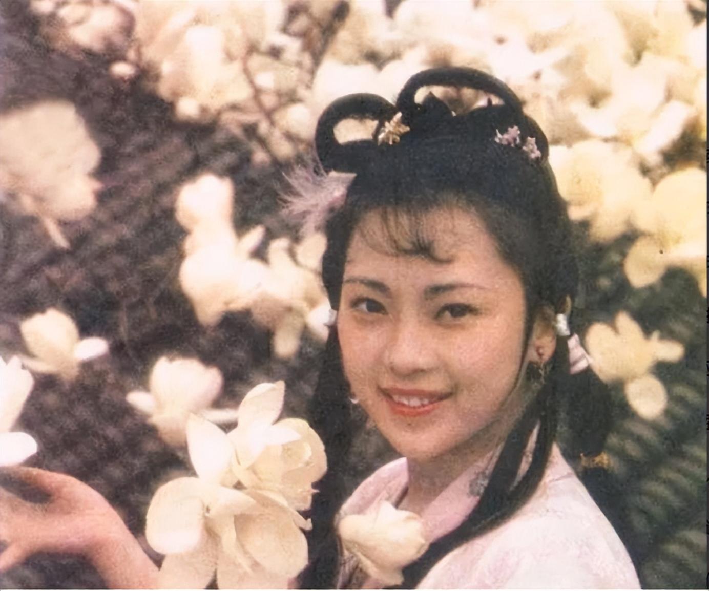 李连杰|同样是李连杰基因,把黄秋燕女儿和利智女儿一对比