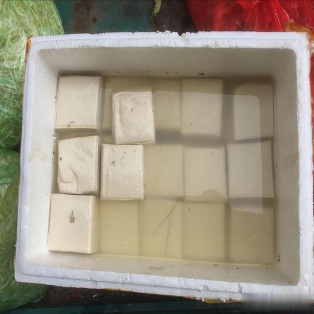 海鲜|逛菜市场时,这6样东西最好别买,基本都是假的,买了就是上当!