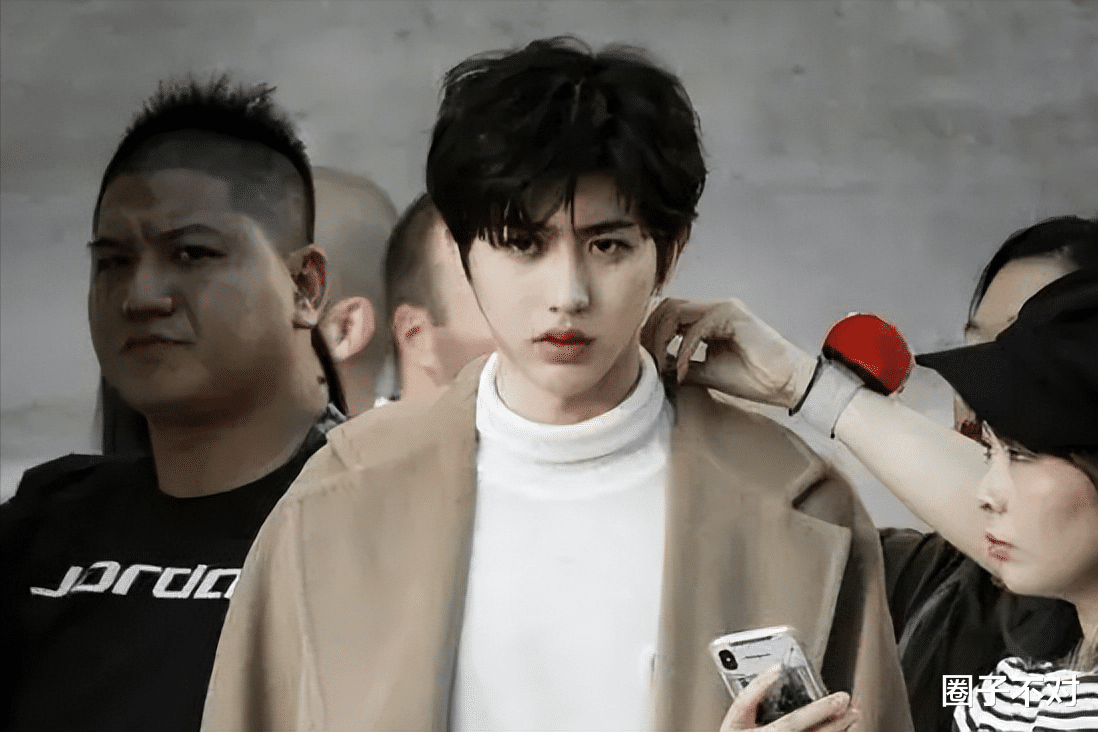 出道后去整容,还自诩“纯天然”,这些明星的脸,早就出卖了自己