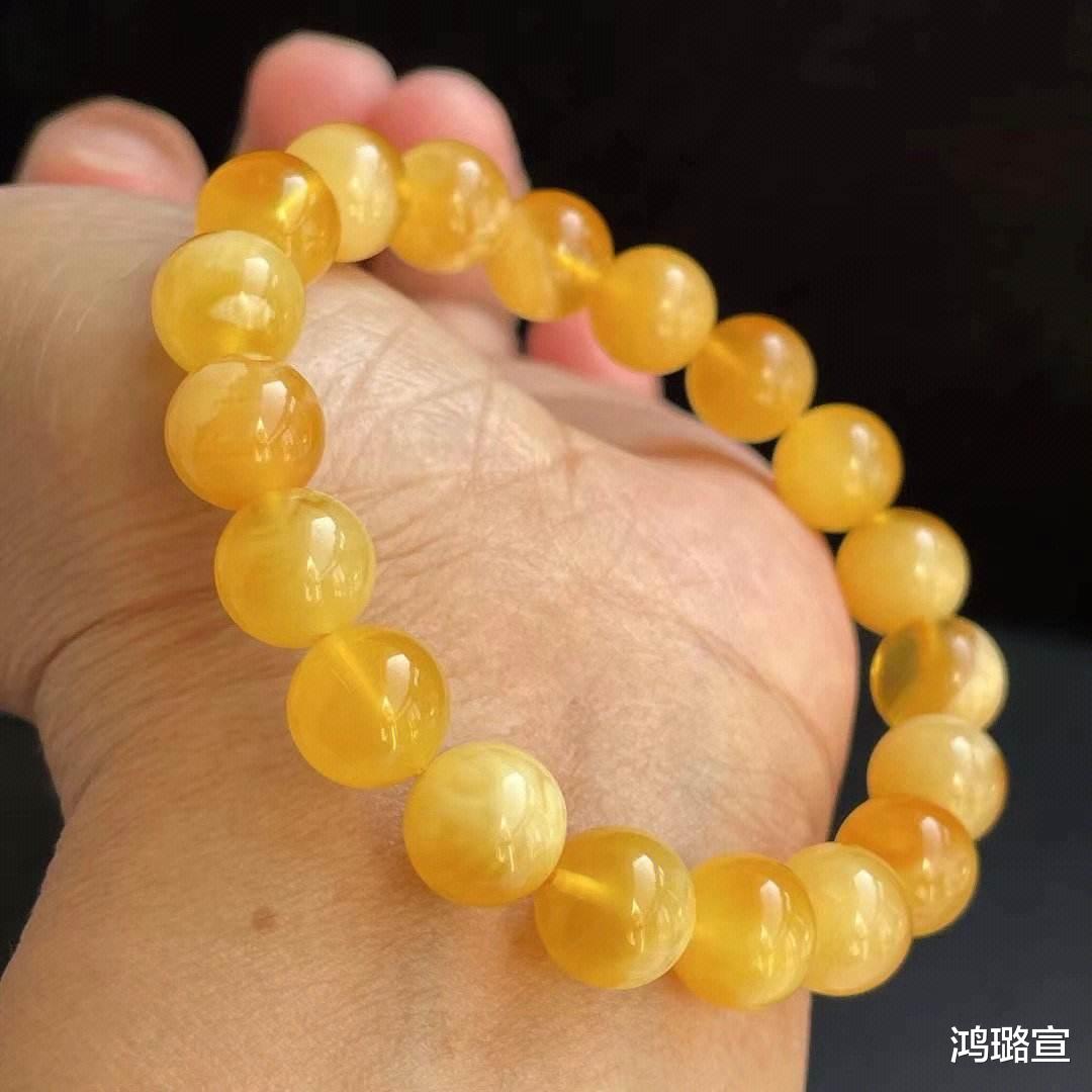 金绞白蜜蜡是蜜蜡里面最差的吗？这件事儿很玄学！