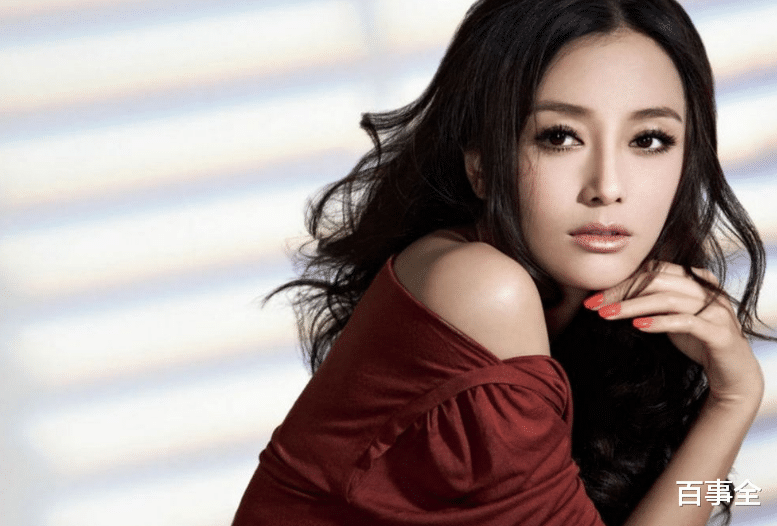 |秦岚：我43岁虽没结婚，但不代表没伴侣，女人的一生不该只有婚姻