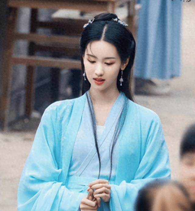 新版《射雕》未播先惹争议！郭靖选角获好评，黄蓉却美不过梅超风