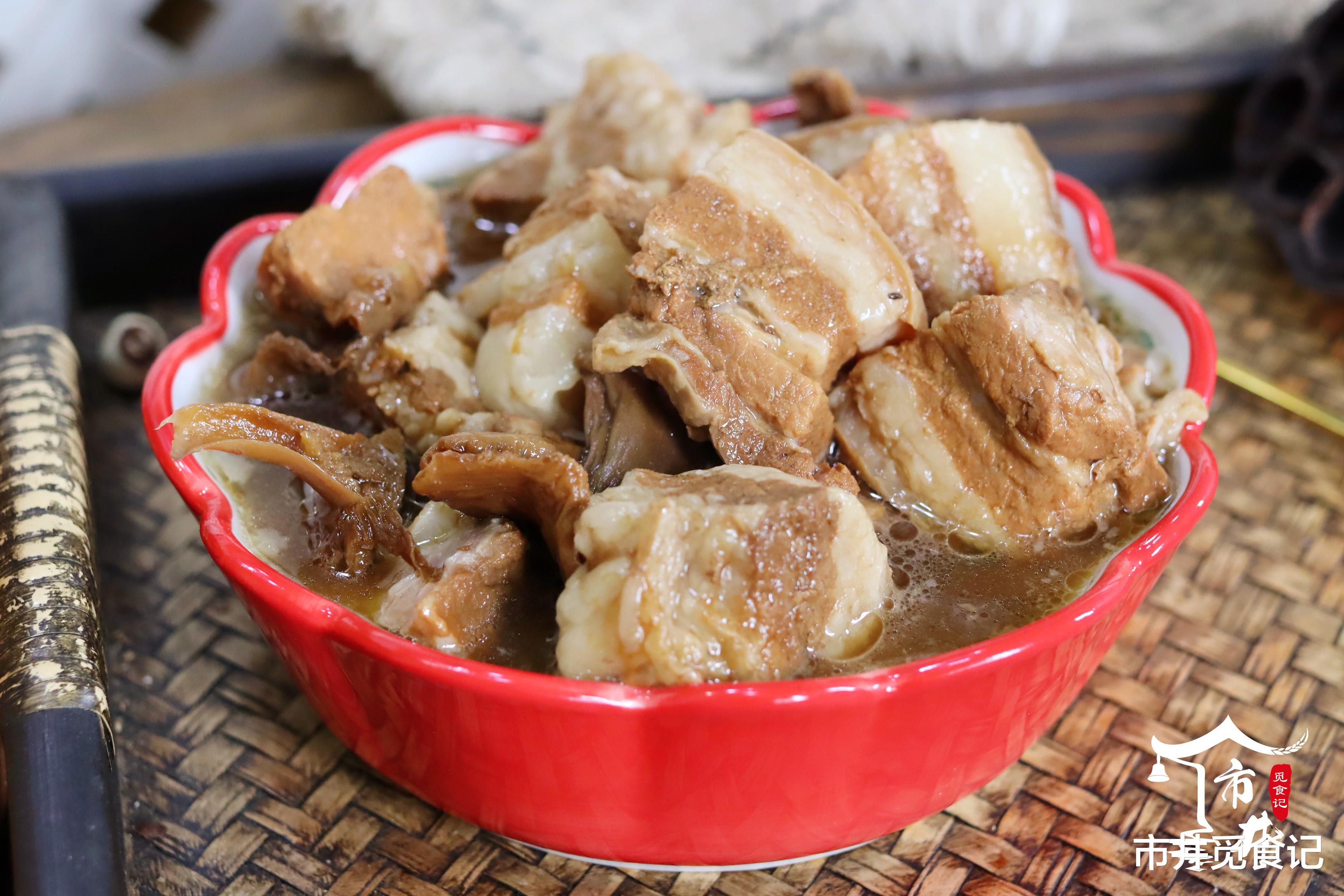 五花肉|炖五花肉，牢记“一烧二焯水”，只用3样料，肉浓香软烂肥而不腻