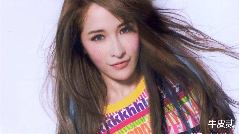 妆前妆后“大变脸”的5位女星，带妆貌美如花，卸妆秒变土味大妈