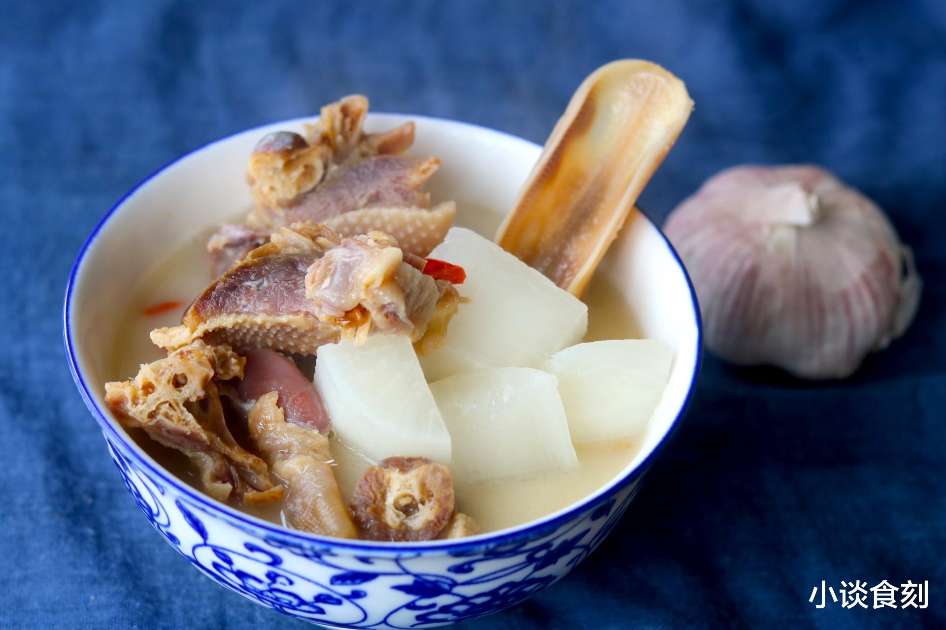 芹菜|后天交五九,提醒家人“5样不上桌,福气不进门”,随时令过大年