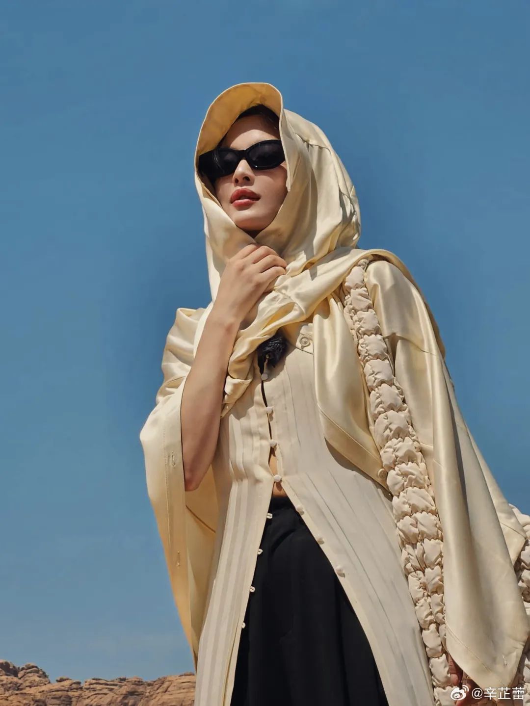 美成“内娱宋慧乔”,却爱上塌房男:姐糊涂啊!