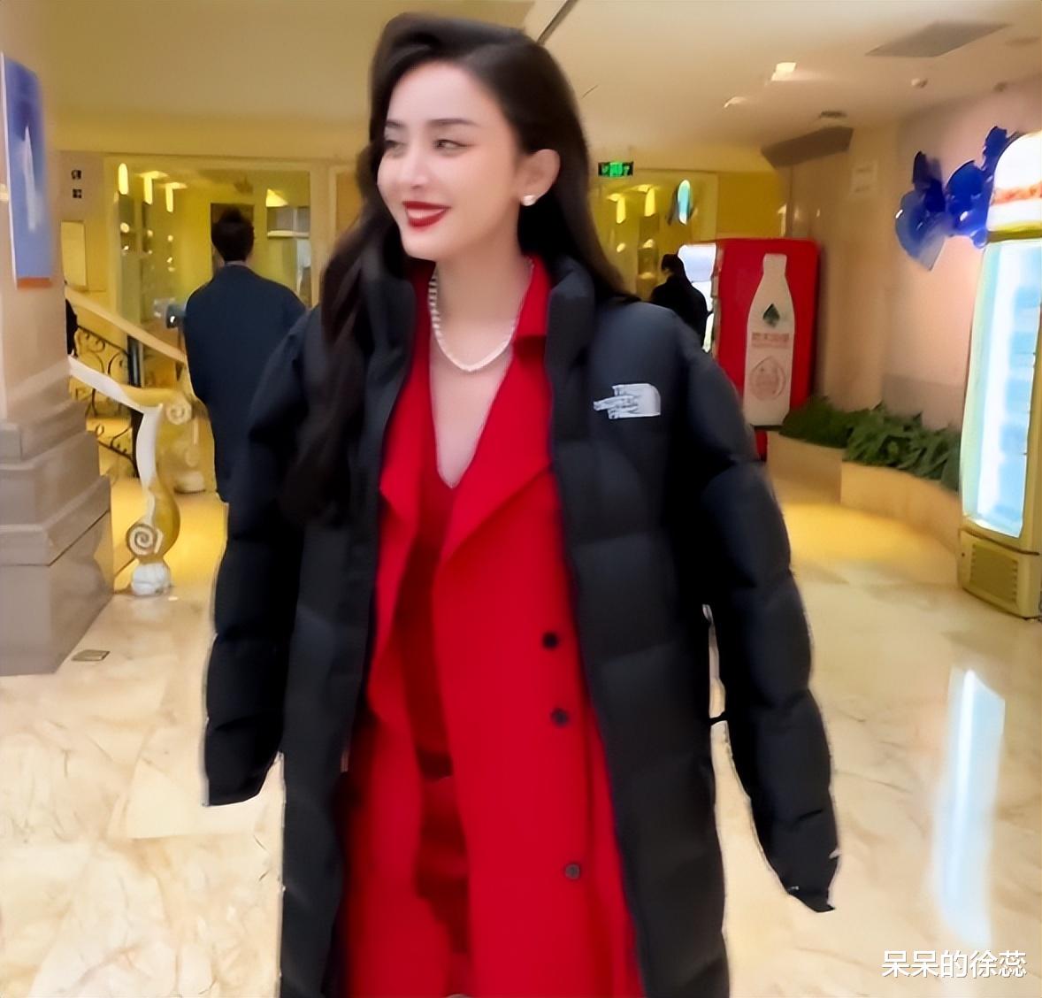 谢娜|《萌探探探案》首录封神，躲过了41岁谢娜，却对30岁娜扎挪不开眼