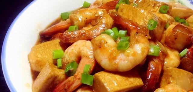 家常菜|年龄大了要养骨，建议常吃五种高钙菜，强健骨骼，腿脚有劲身体好