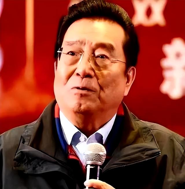 人设崩塌!梦鸽哭诉爆料,痛斥李双江风流,84岁还被曝光找小三