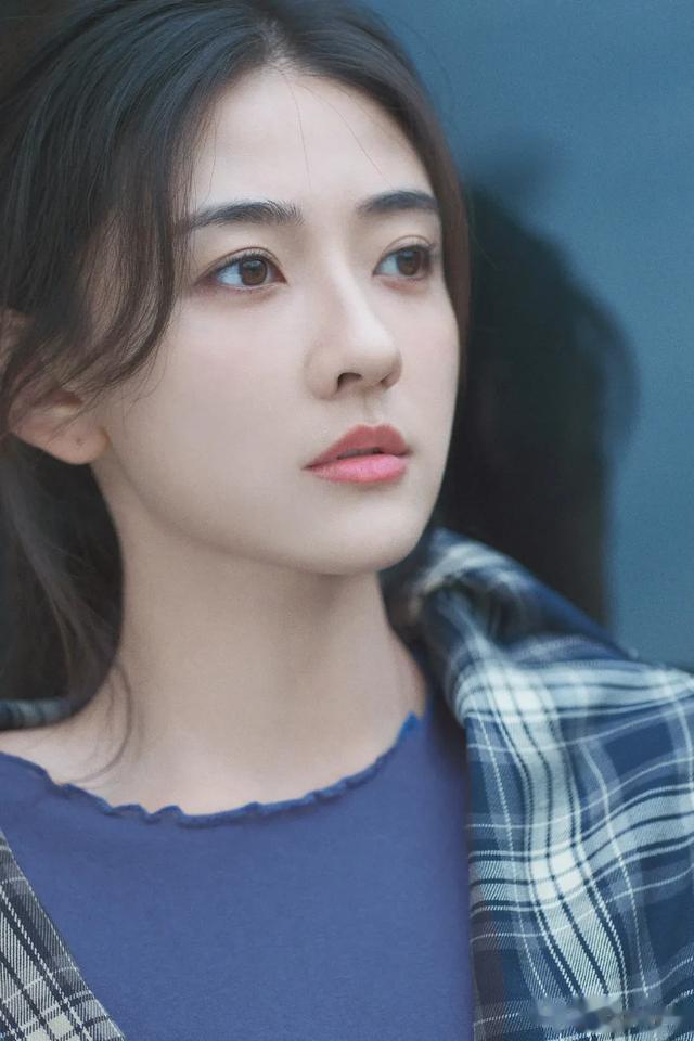 11.1娱乐瓜:王一博杨紫成毅白鹿许凯娜扎张彬彬张晚意梁洁宋轶