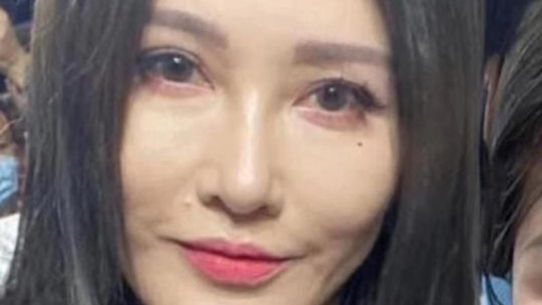 又变脸？知名港星疑P图过度再变蛇精女，近年常因样貌变化引关注