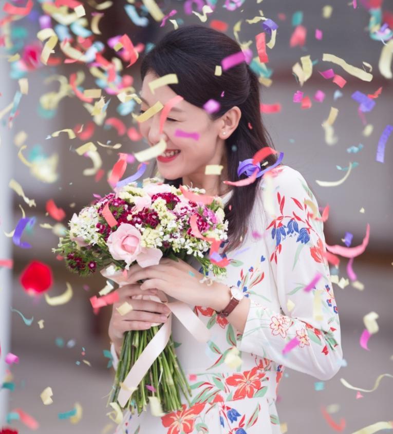 倪景阳|身高182的倪景阳嫁165的谢晖,39岁生子边演戏边顾家婚姻幸福美满