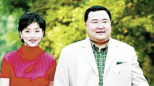 央视名嘴杨澜豪门梦破碎？王朔质疑吴征是骗子，她真的唯利是图？